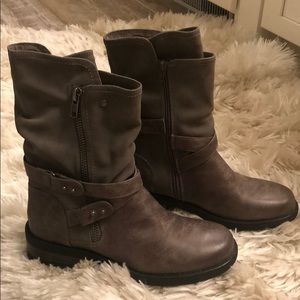 Carlos Santana brown boots- sz 9.5 .. new